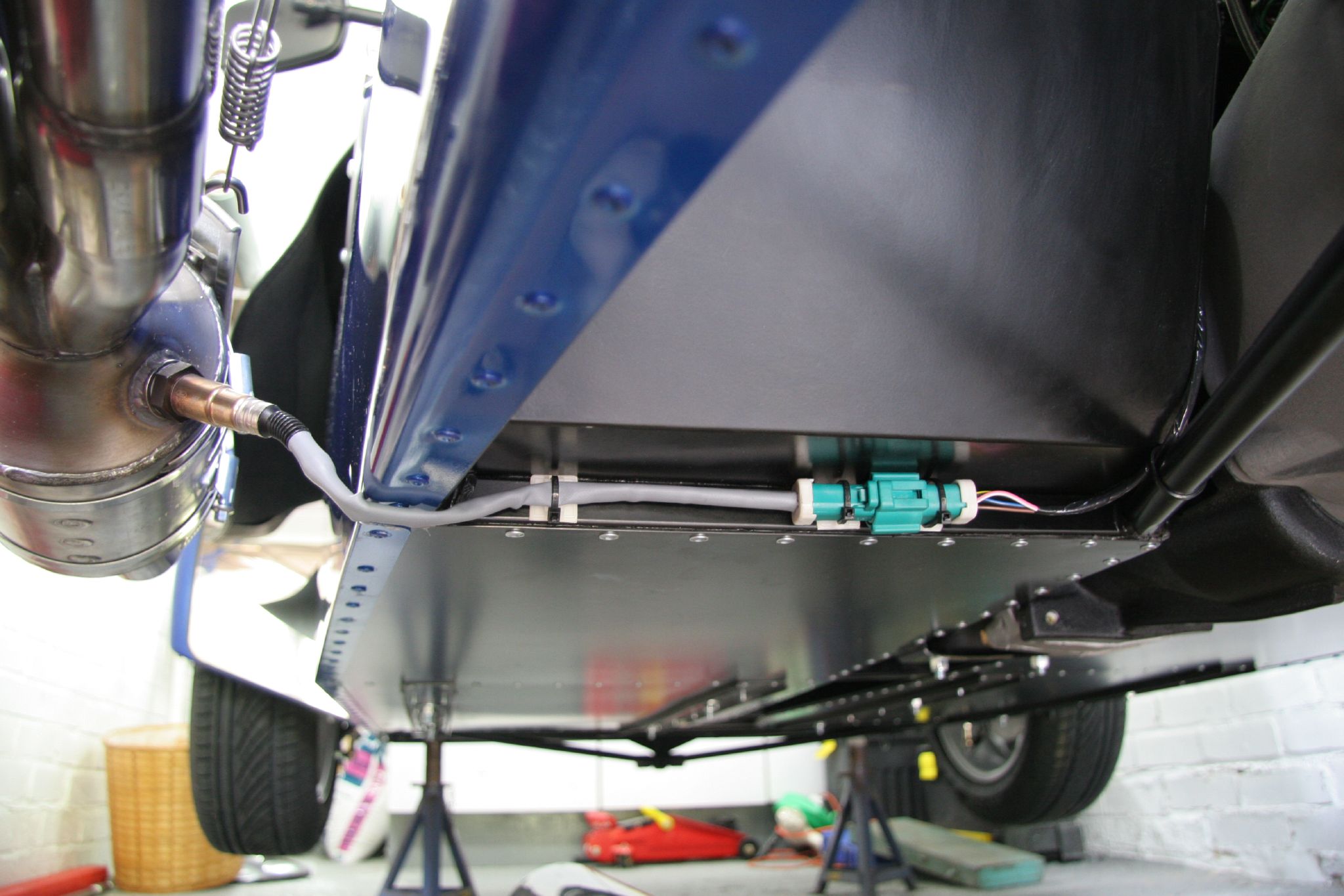 How to remove the lambda probe from your vehicle Pro Chiptuning Services